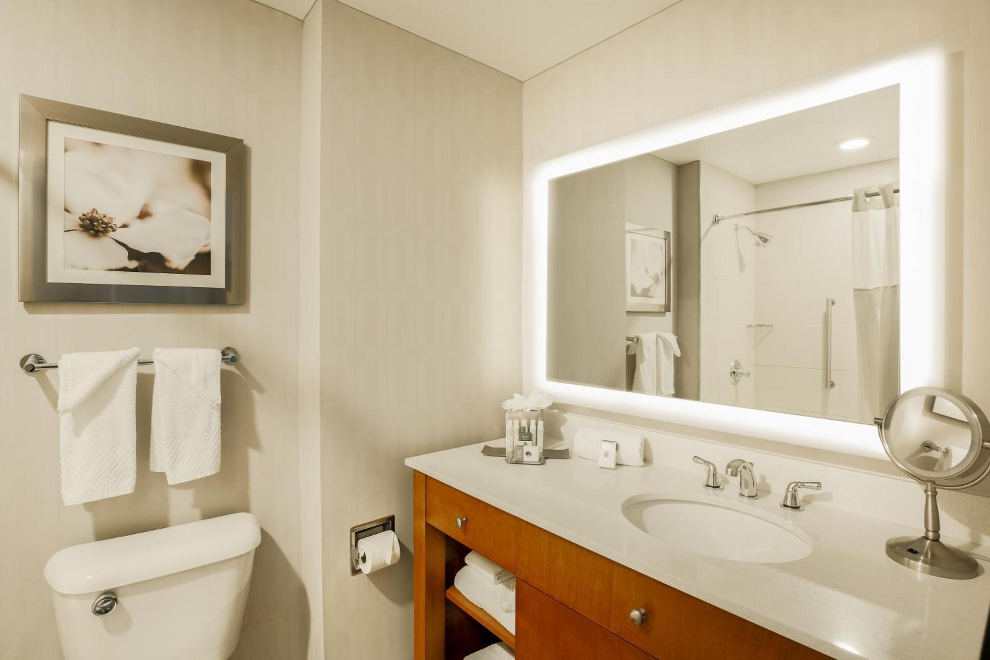 Doubletree By Hilton Atlanta Airport Hotel College Park Екстериор снимка