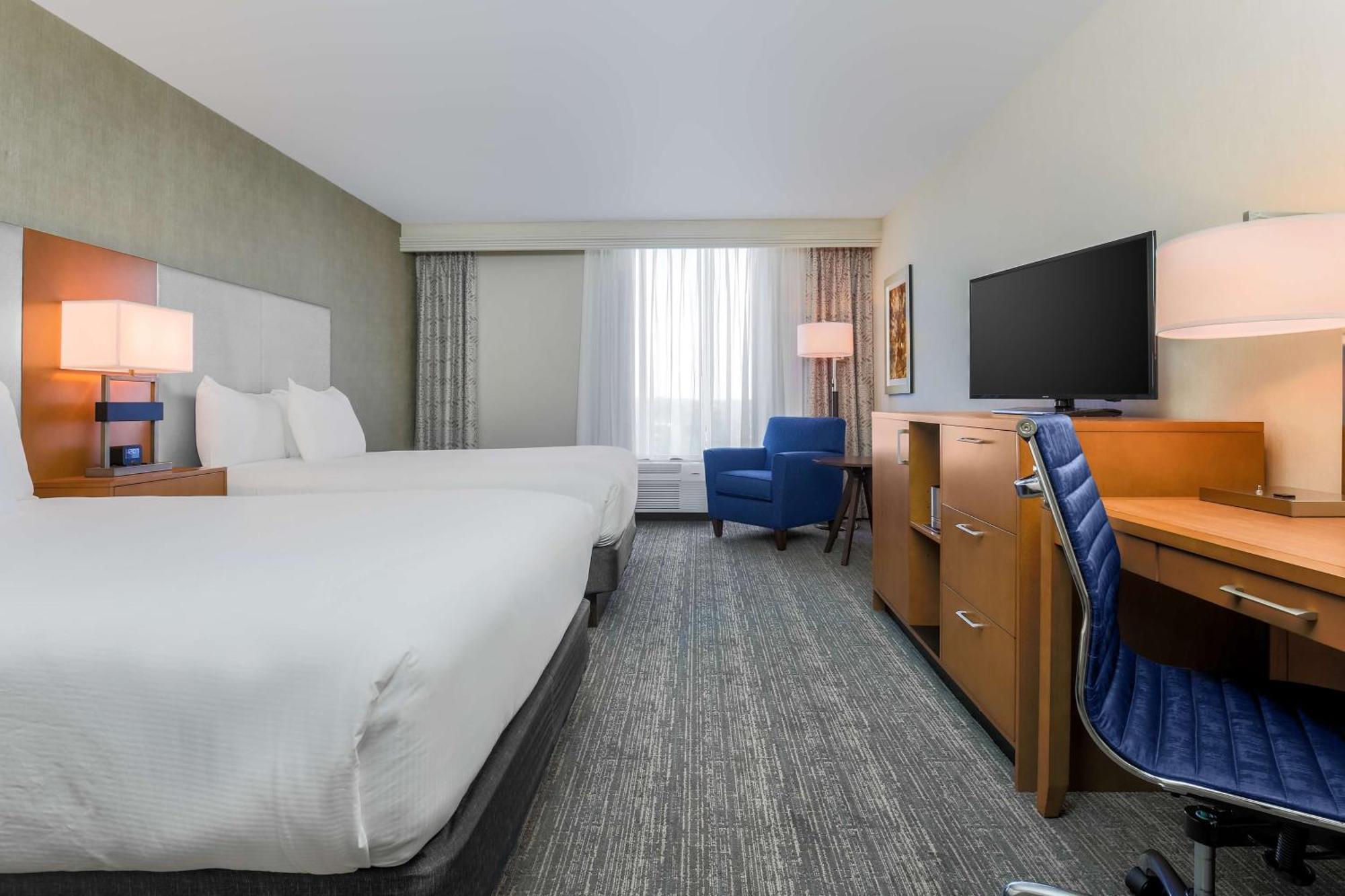 Doubletree By Hilton Atlanta Airport Hotel College Park Екстериор снимка