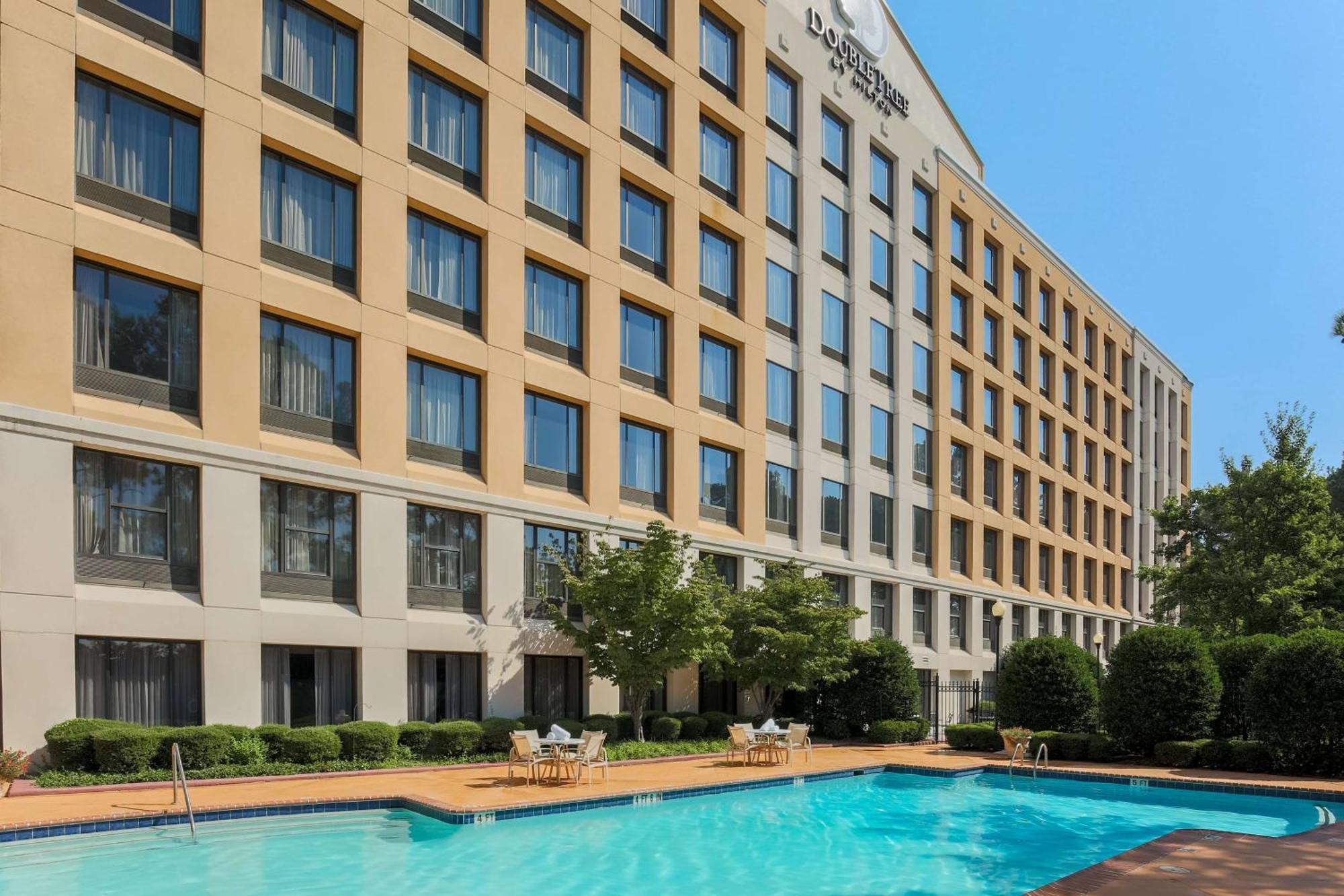 Doubletree By Hilton Atlanta Airport Hotel College Park Екстериор снимка