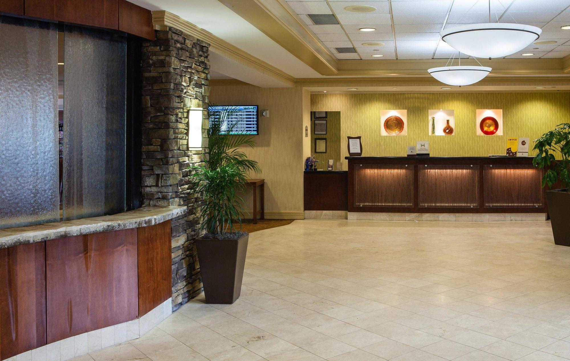 Doubletree By Hilton Atlanta Airport Hotel College Park Екстериор снимка