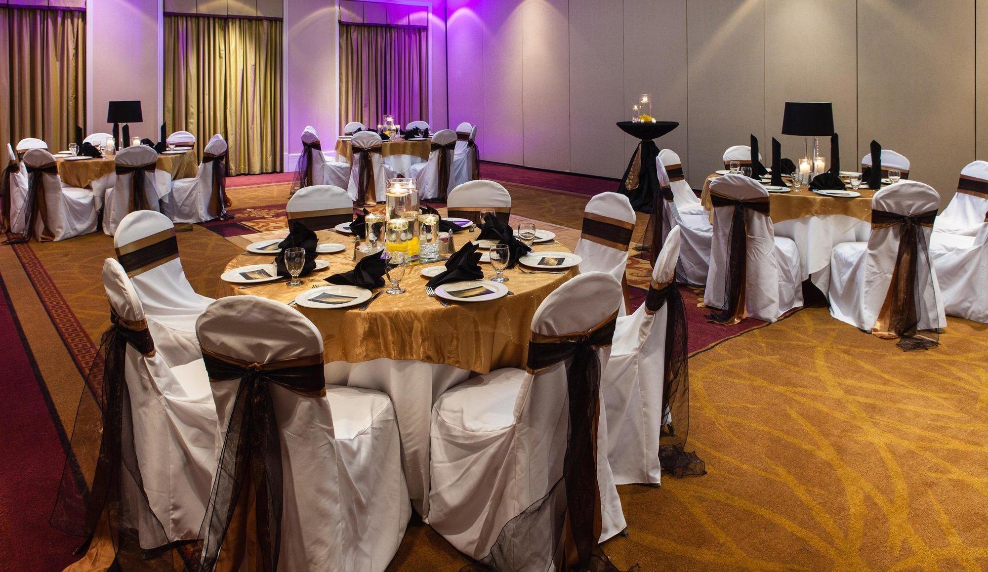 Doubletree By Hilton Atlanta Airport Hotel College Park Екстериор снимка